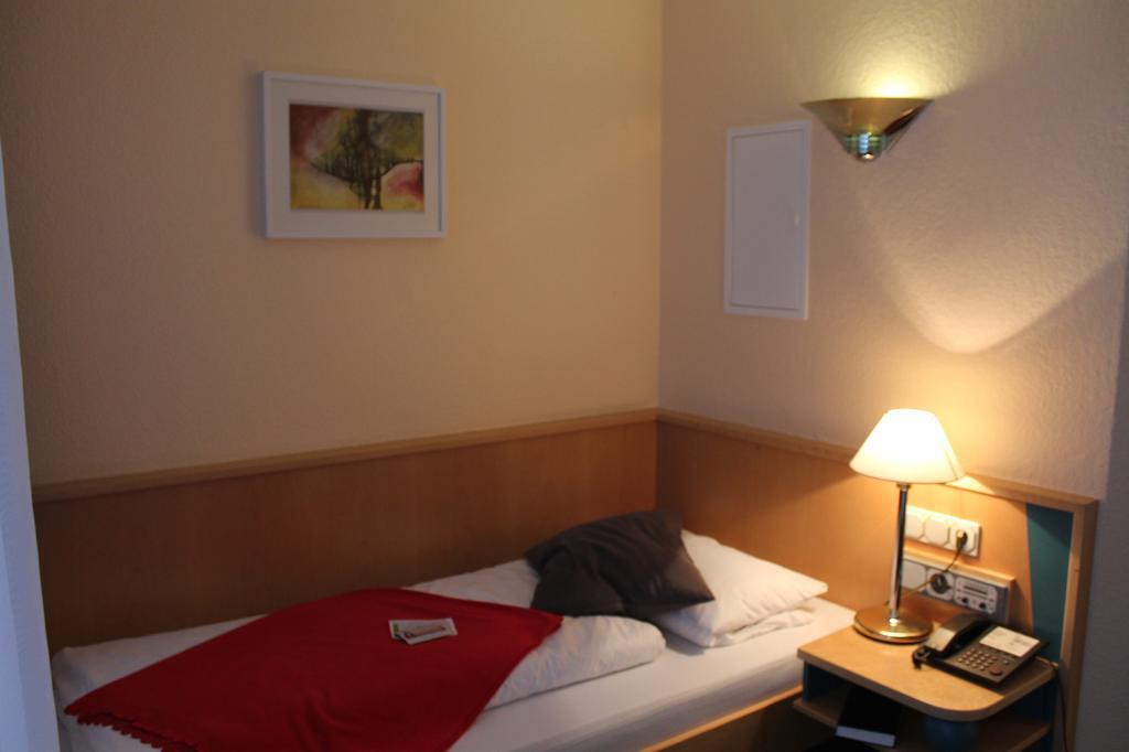 Hotel An Der Stadtmauer Muehlhausen  Phòng bức ảnh