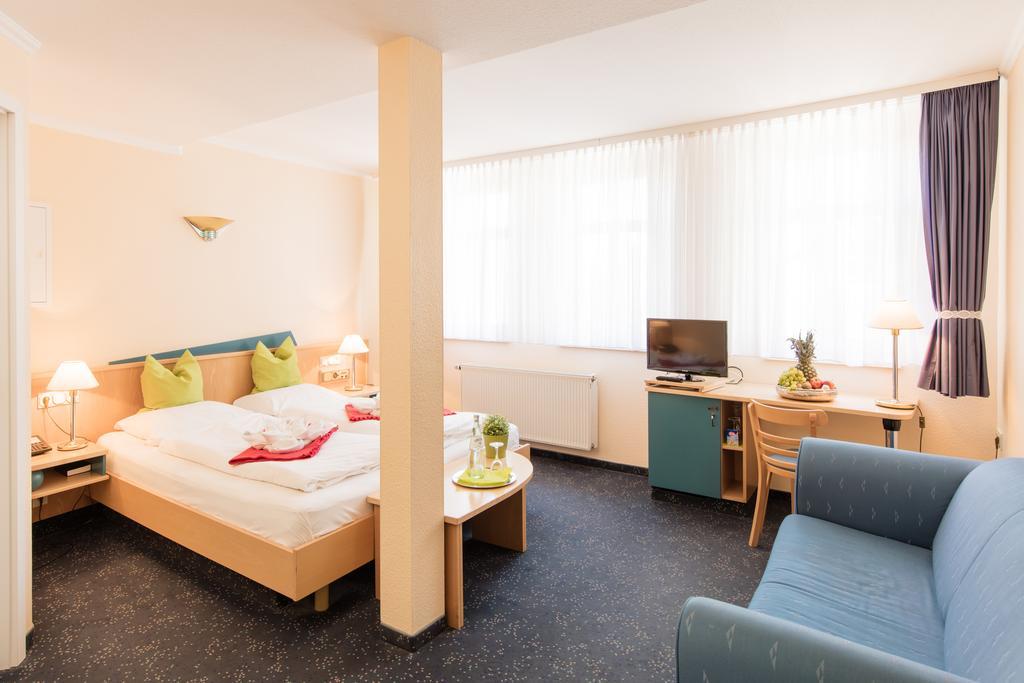 Hotel An Der Stadtmauer Muehlhausen  Ngoại thất bức ảnh