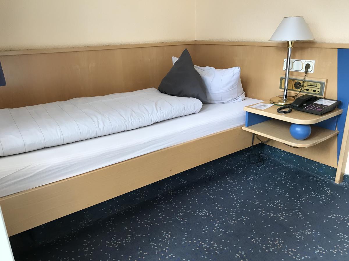 Hotel An Der Stadtmauer Muehlhausen  Ngoại thất bức ảnh