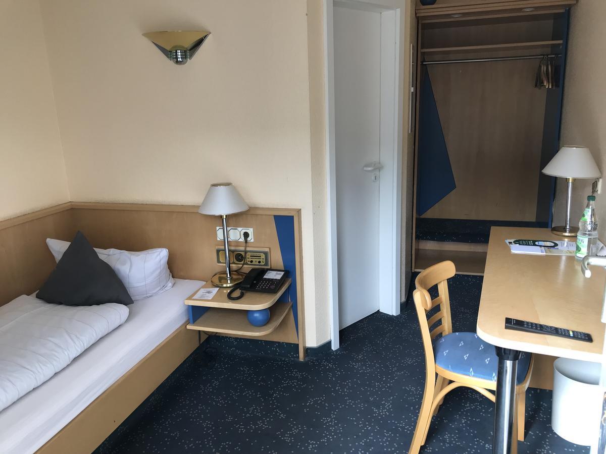 Hotel An Der Stadtmauer Muehlhausen  Ngoại thất bức ảnh